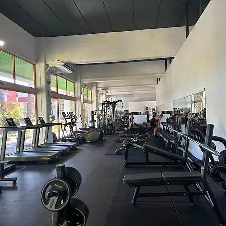 Riviera By The Sea *