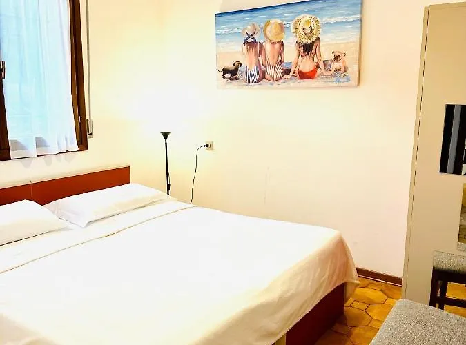 Riviera By The Sea Линьяно-Саббьядоро