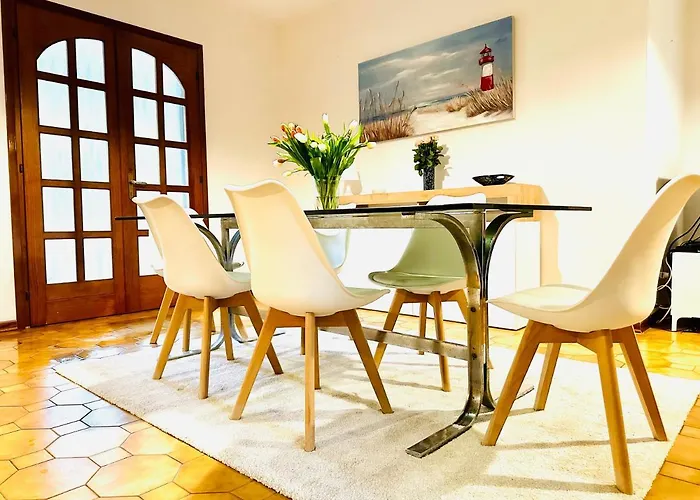 Вилла Riviera By The Sea