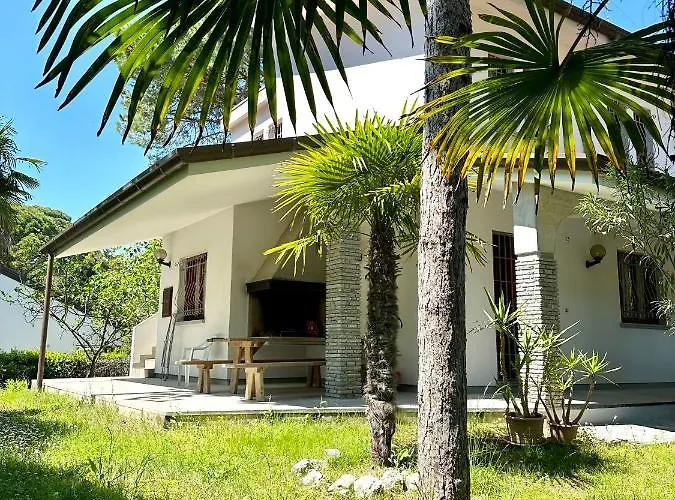 Вилла Riviera By The Sea Линьяно-Саббьядоро